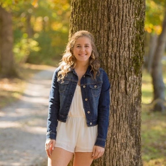 Meet your Posher, Cassie - Picture 1 of 1